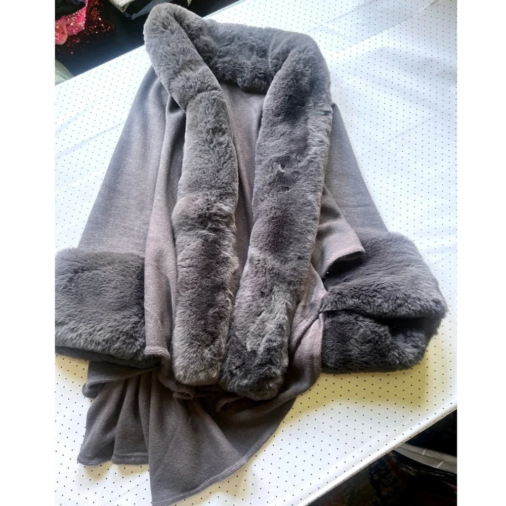 Luxury Faux Fur Trim Knit Poncho Wrap Shawl Cardigan One Size Dark Gray